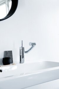 Arc Håndvaskarmatur med bundventil (Krom/Sort)