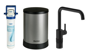 Instant kogende køkkenarmatur matsort