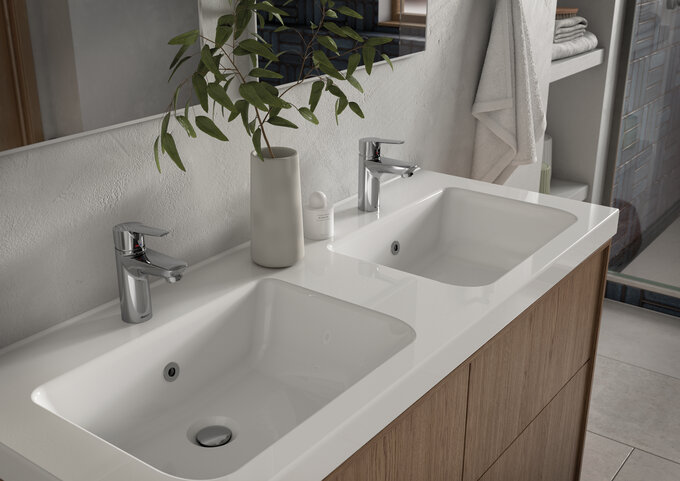 Basin mixer