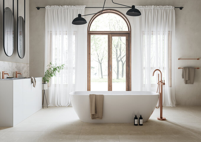 Mélangeur de bain sur pied